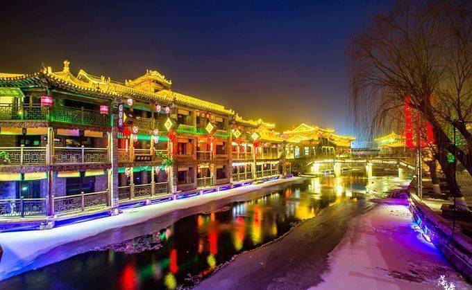 游客越少,越难招商引资.龙泉古镇无疑陷入了这样的恶性循环.