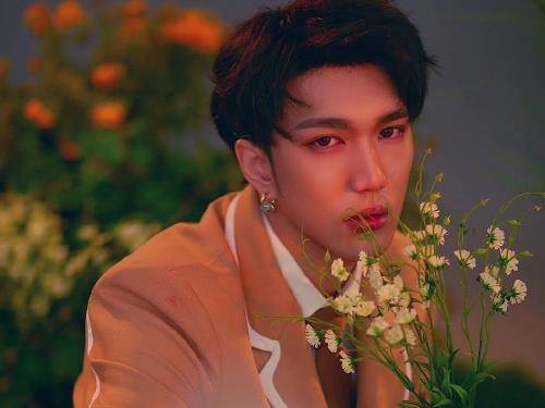 韩美娟为参加《创4》晒出男装照,看清颜值后,不出道可惜了_韩佩泉