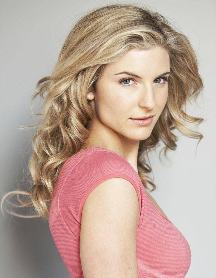 《斯巴达克斯》蛇蝎美人伊利西亚另外的两部电影_薇娃_安卡_尺度