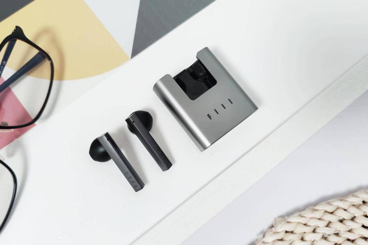 中国十大无线耳机排行榜，音质好配置高的蓝牙耳机分享