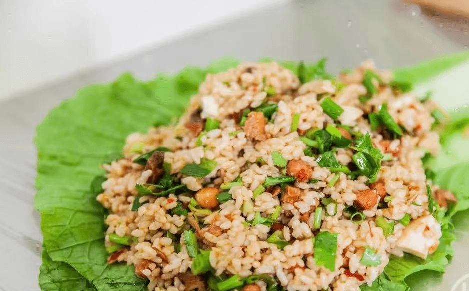 操 作 步 骤- step1 -首先要准备好本次制作东北菜包饭的食材,将大米