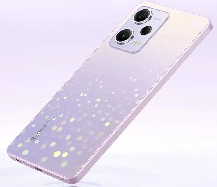 原创
            曾一小时卖出35万台，如今跌至1429元起，5000mAh+OIS光学防抖3
