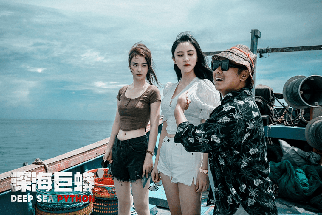 电影《深海巨蟒》今日上线,巨蟒出没,荒岛求生!_钟鸣_临川_古生物学