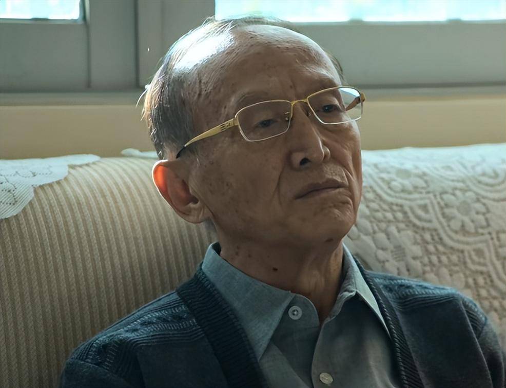 《狂飙》黄老彻底露出真面目,三大伏笔暗示他早已被高启强收买_许忠