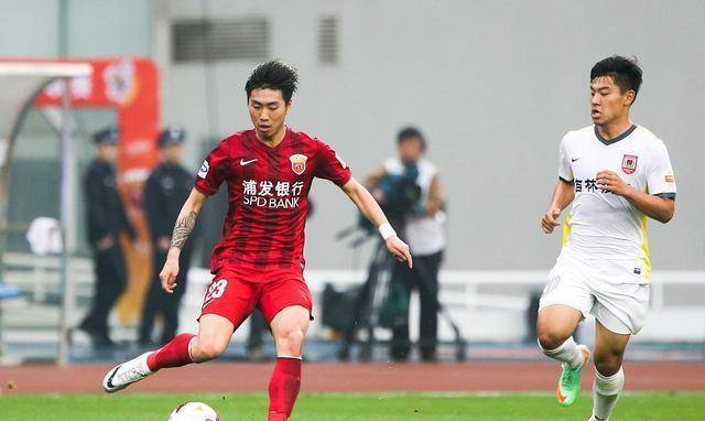 上港为踢好亚冠将有大动作,三位置或迎王牌助阵,两大前国脚在列_傅欢