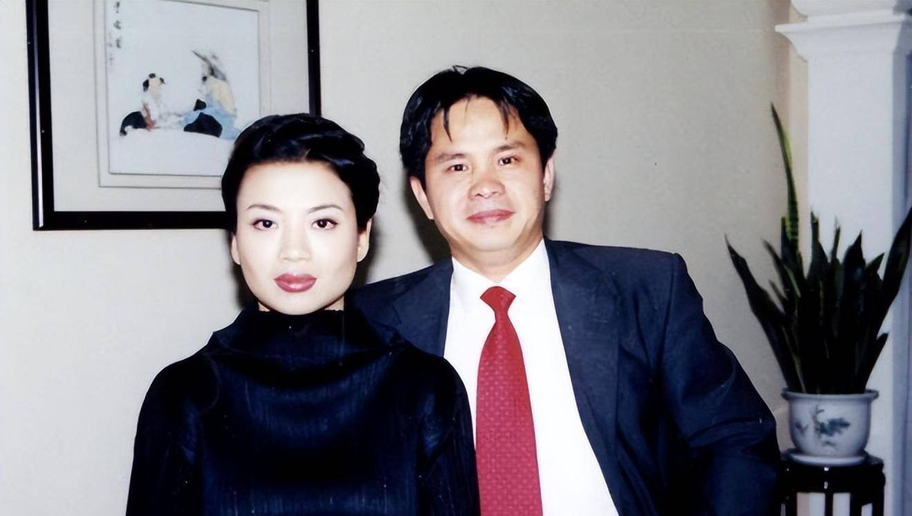 相爱8年被父母拆散,不是张也抛弃了张行,而是他从未读懂女人心_吉他