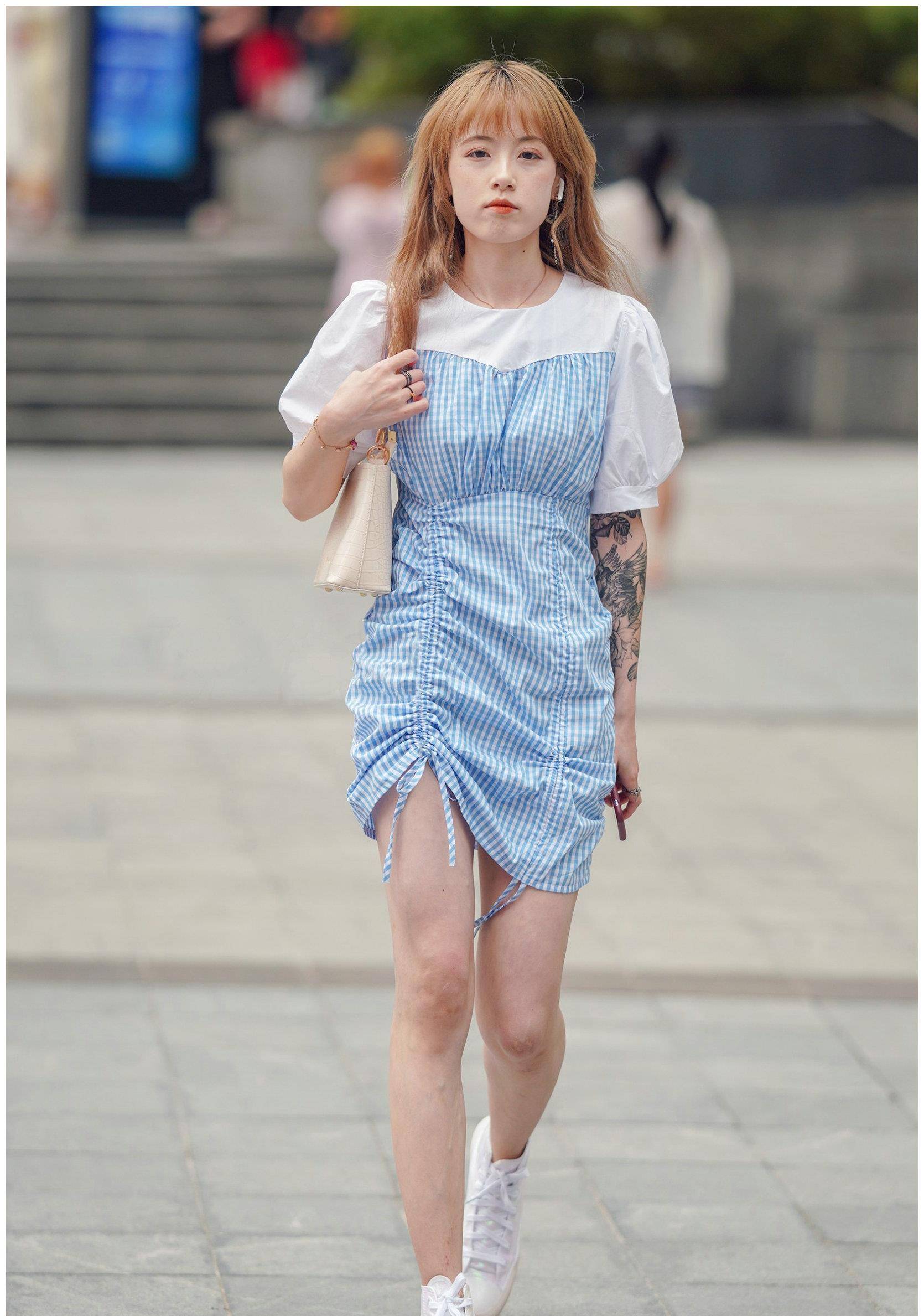 维希格纹自带清爽的效果,和年轻女孩青春的气息显得特