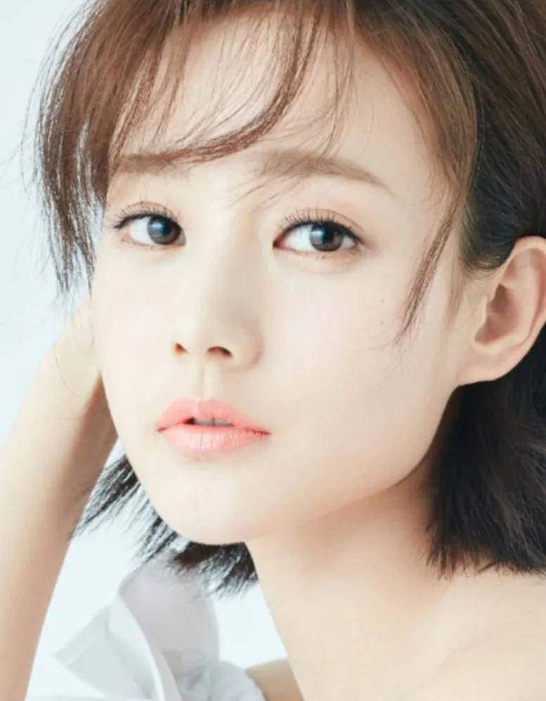 李一桐:曾是赵丽颖替身,剧火人却不火,长得好看也是错?