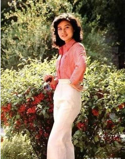 "诱奸"45岁半老徐娘有喜后,时隔1055天,65岁杜志国再曝新情况_杜淳