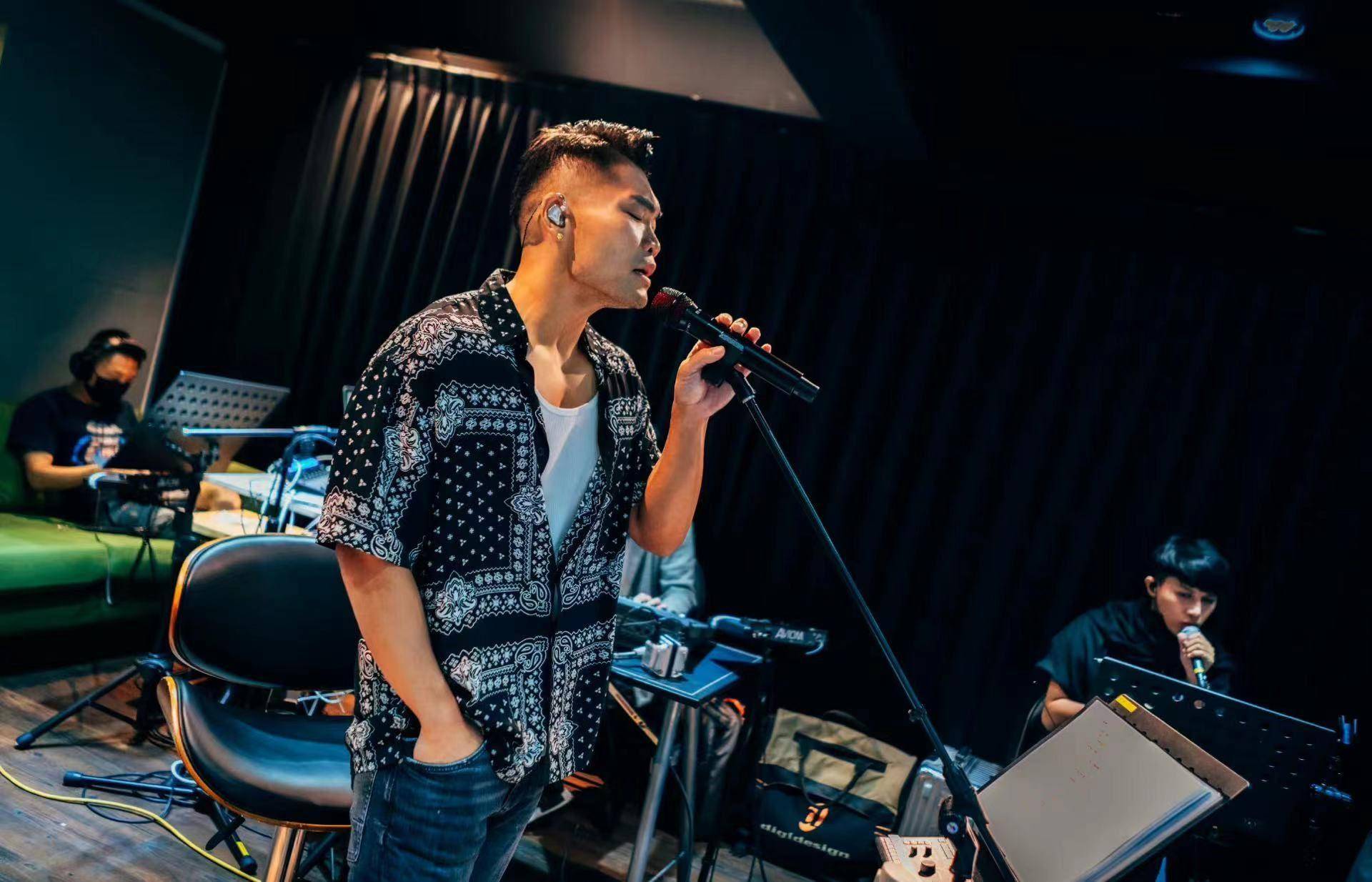 李玖哲《如常》:我们回归质朴模样,重逢如最初遇见时光_歌声_律动