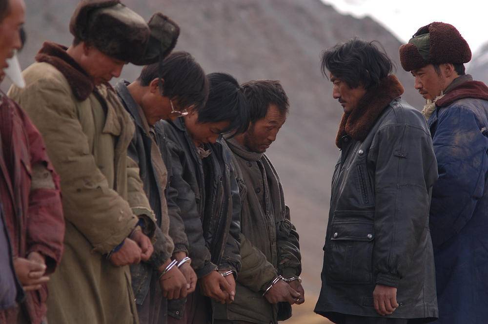 重温《可可西里》"真心英雄":身埋净土下,坟上开野花!_环境_巡山_日泰