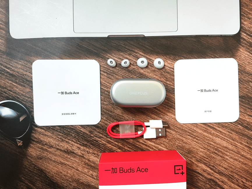 一加 Buds Ace:游戏影音两不误,颜值与实力并存