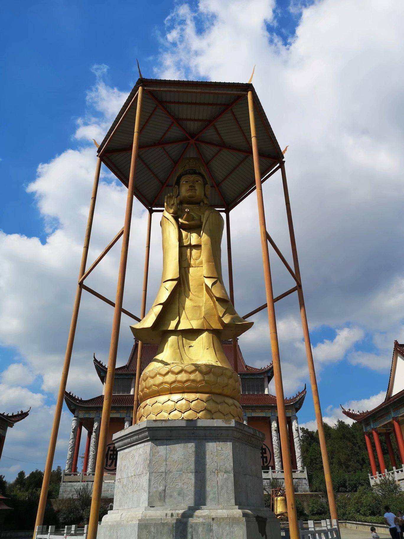 摩托周边旮旯游-定远金山滴水寺_菩萨_永康镇_大殿