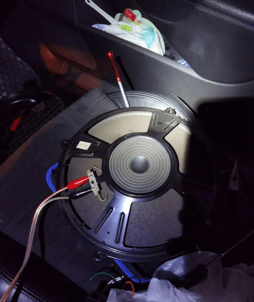 时长00:08大家听听效果,我直接用线接到了rns510的后面,这样等于一个