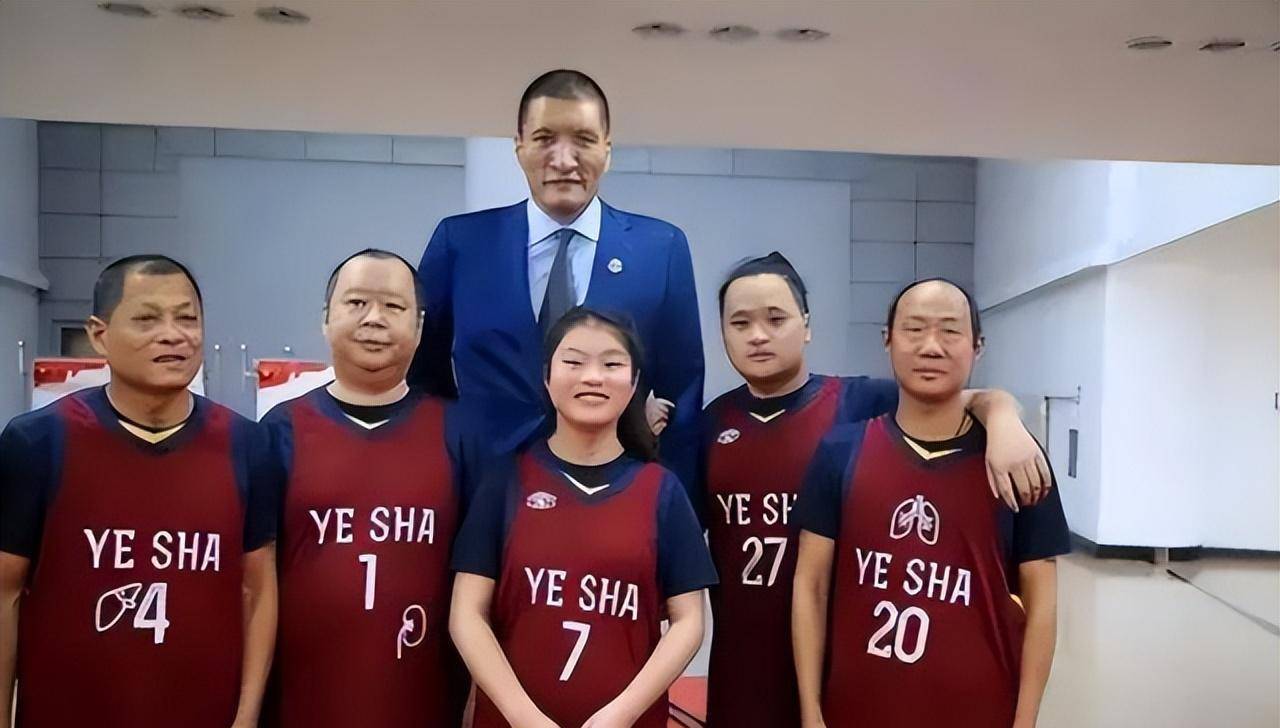 2017年湖南16岁少年突然离世，2年后，却又“出现”在篮球赛场上