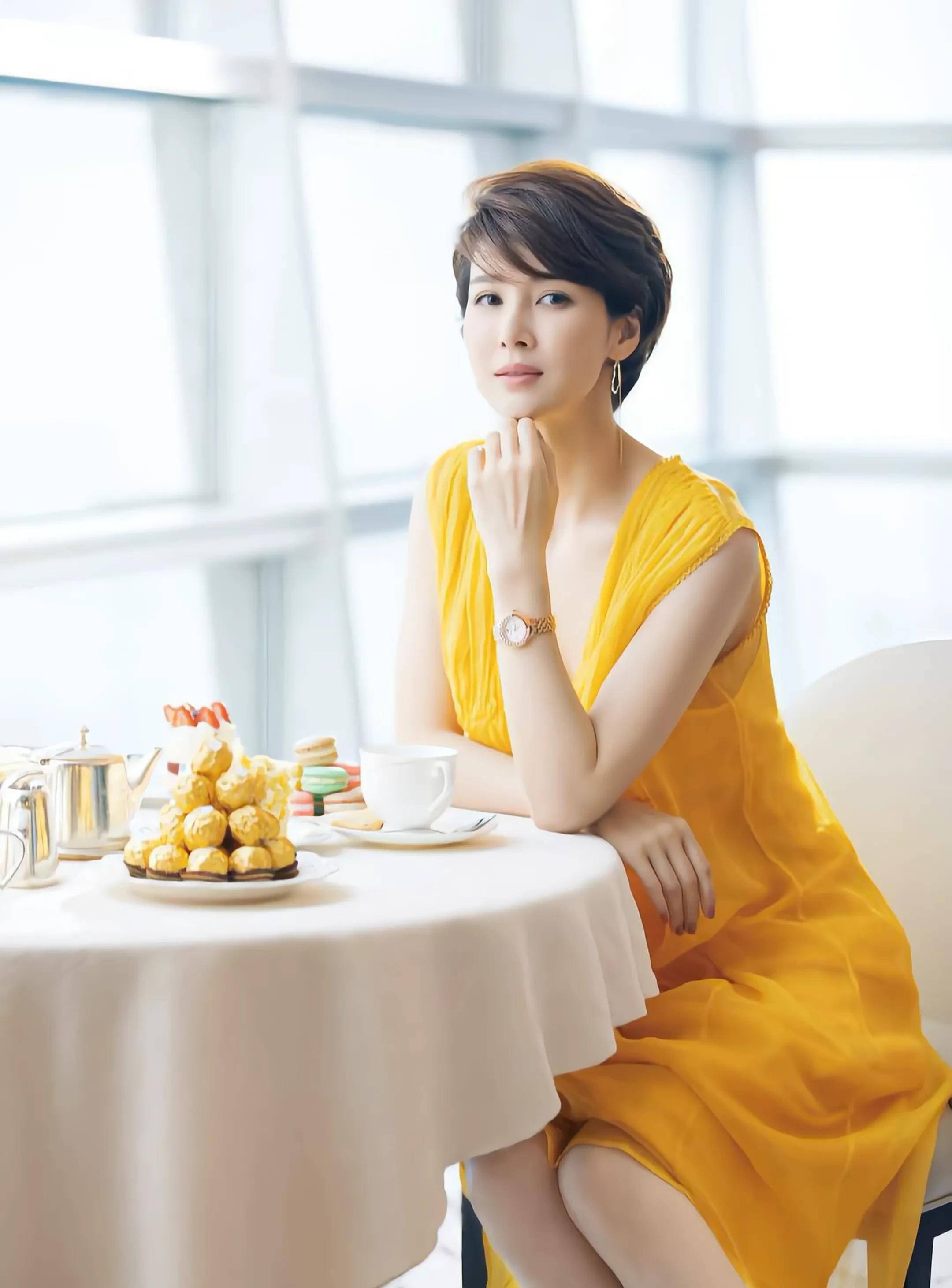 童蕾_田雨_美女