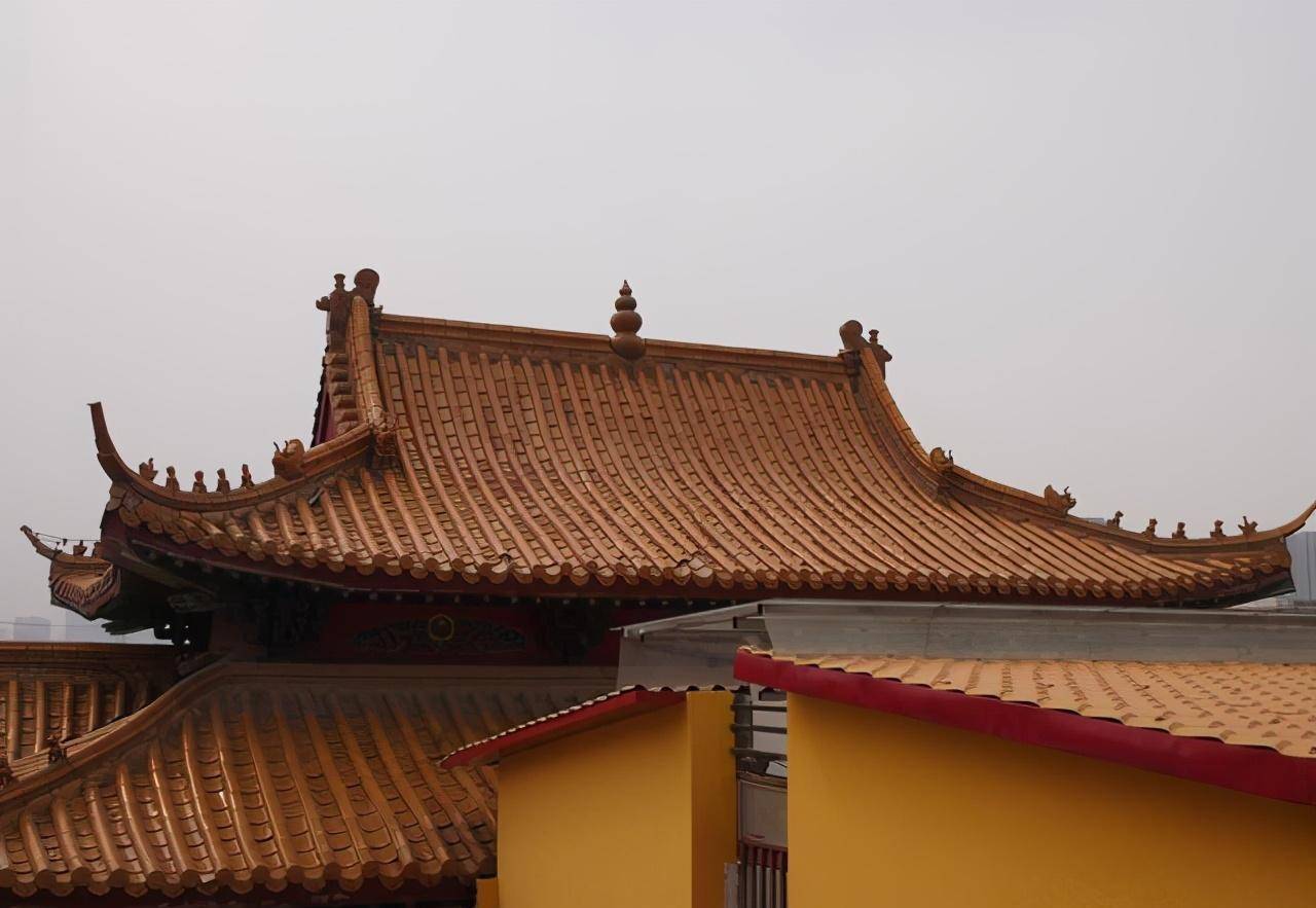 合肥批发市场旁的一座寺庙,拥有千年历史,于闹市中取其静_龙云寺_游客