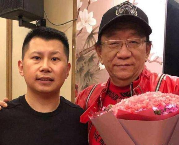 相声演员王长友率先烧掉卖身契,其实曲艺,戏曲界师徒陋习太严重_传承
