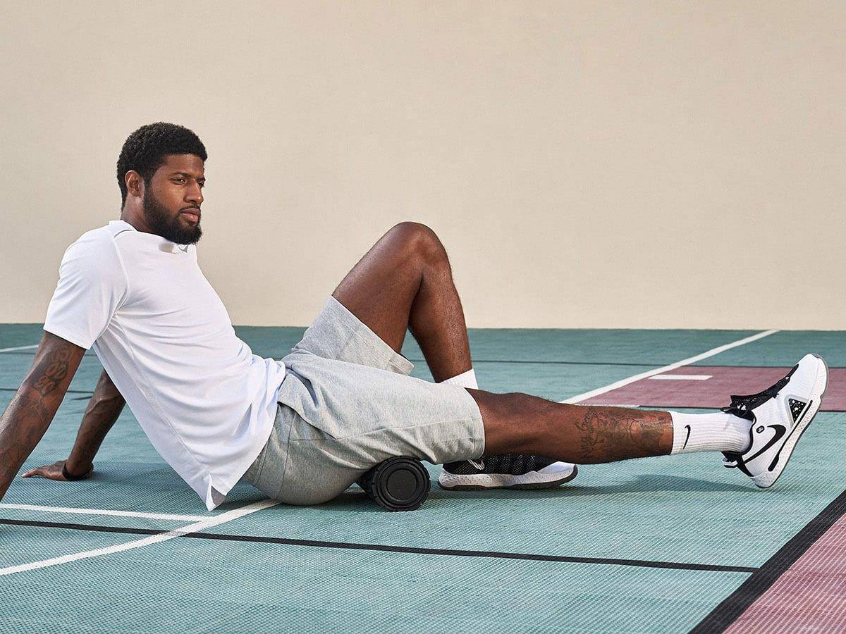 乔治的努力让他的身体一天比一天强壮,他也慢慢找回了属于自己的肌肉