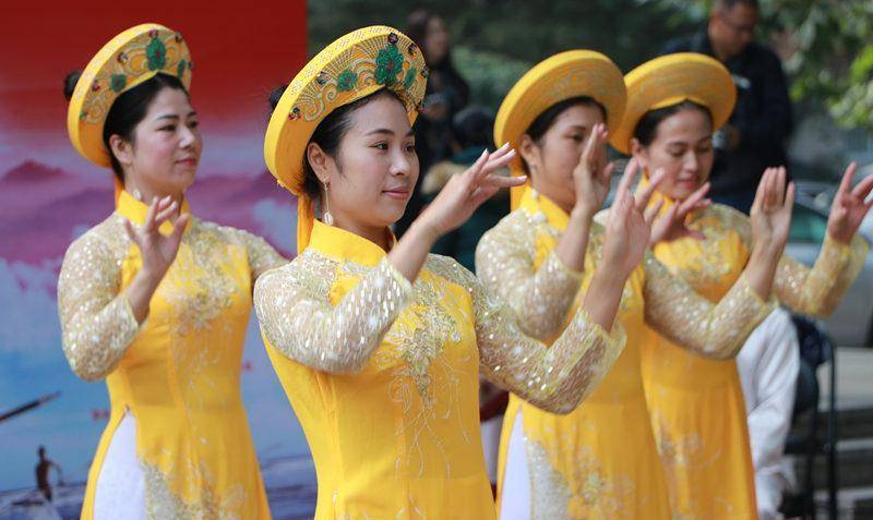 来自越南的京族人为什么一直心向中华?_明朝_涂山_一带