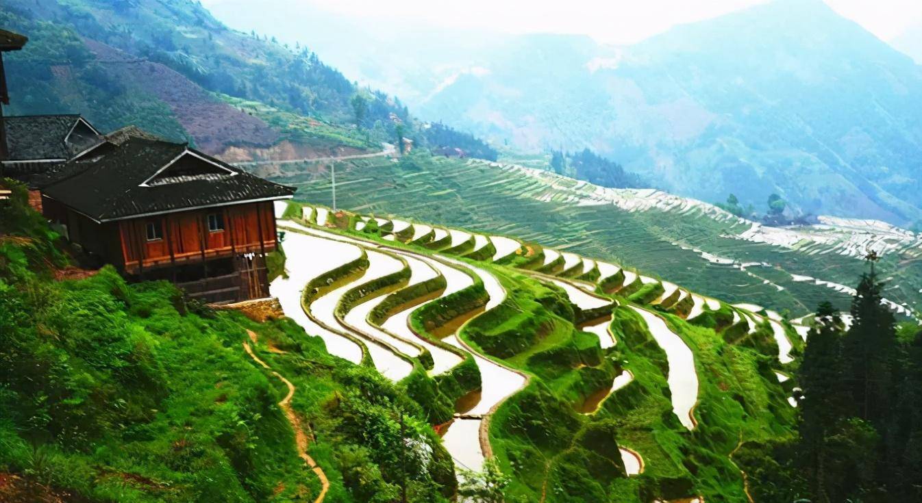 贵州从江县苗族古村寨,交通闭塞景色壮观,民风淳朴村民最美_旅游_梯田