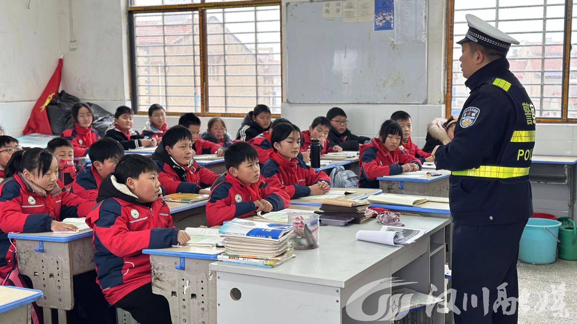 汉川交警开展交通安全教育,点亮开学季!_实际_南河乡_姜岭