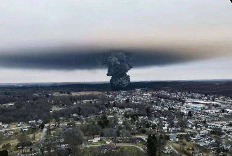 毒云漫天，动物灭亡！专家建议短期别喝产地俄亥俄的牛奶