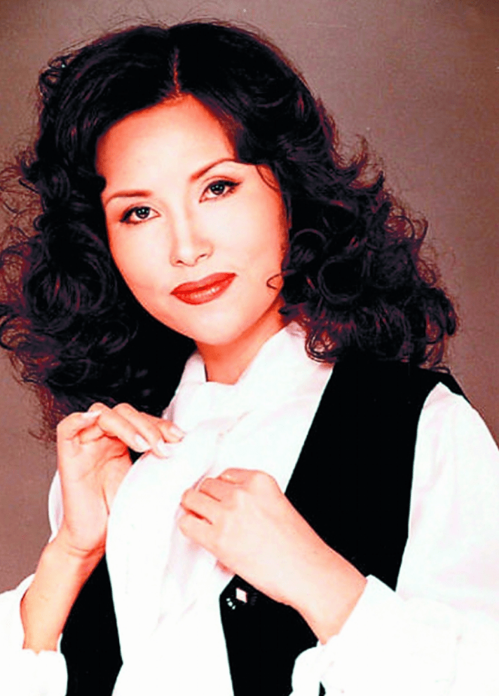 歌唱家芦秀梅:多次上春晚,丈夫入狱出场费5万降到2千,55岁病逝_卢秀梅