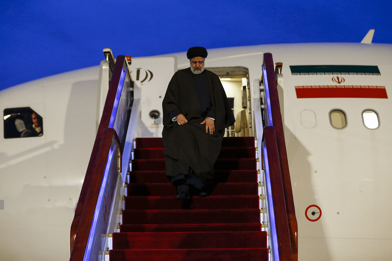 为签4000亿美元协议,伊总统诚意满满访华,2600万吨石油运抵中国_伊朗