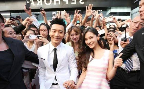 黄晓明与古力娜扎亲密同游国外?本人回应_明星_事情_baby