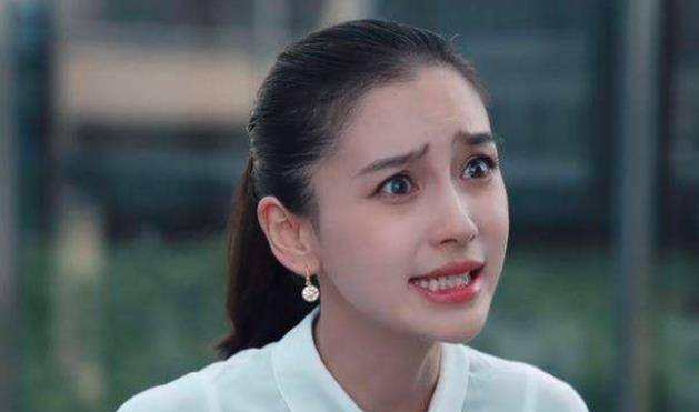 章子怡夸赞杨颖演技,无视网友吐槽是否被绑架,看杨颖回应才知她为何被