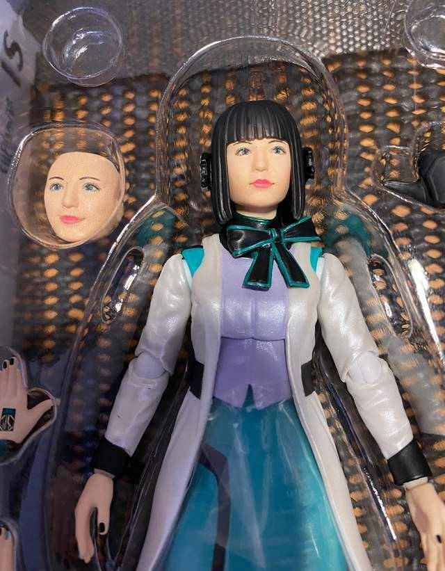 假面骑士01:伊兹shf手办实物被槽粉丝入手后一夜没睡着觉_系列_官方