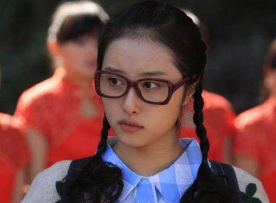 《丑女无敌第一季》:当中的女主角很不容易,为了角色故意扮丑_剧中