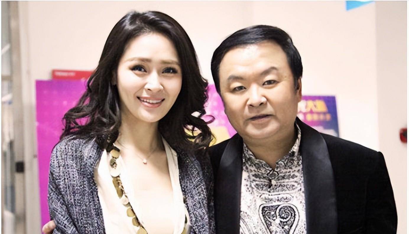 美女演员于明加近况,她老公胡俊长啥样?