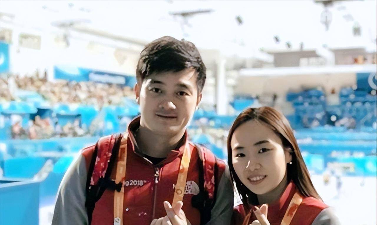 韩国最美冰壶队长金智善,不顾一切嫁给中国穷小子,如今怎样了?