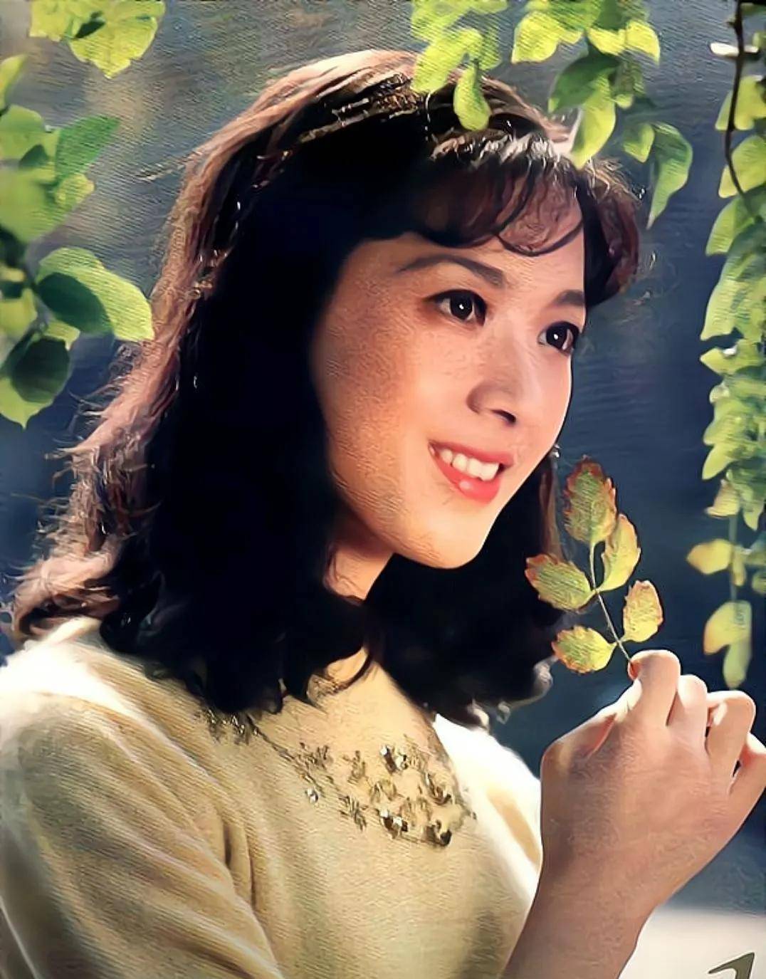 80年代女演员龚雪:因流氓案断送演艺生涯,出走美国多年后来如何_电影