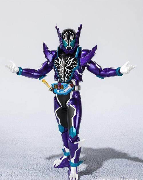 假面骑士build四骑鳄霸手办公开:霸气侧漏还附带老实人的气息_玩具