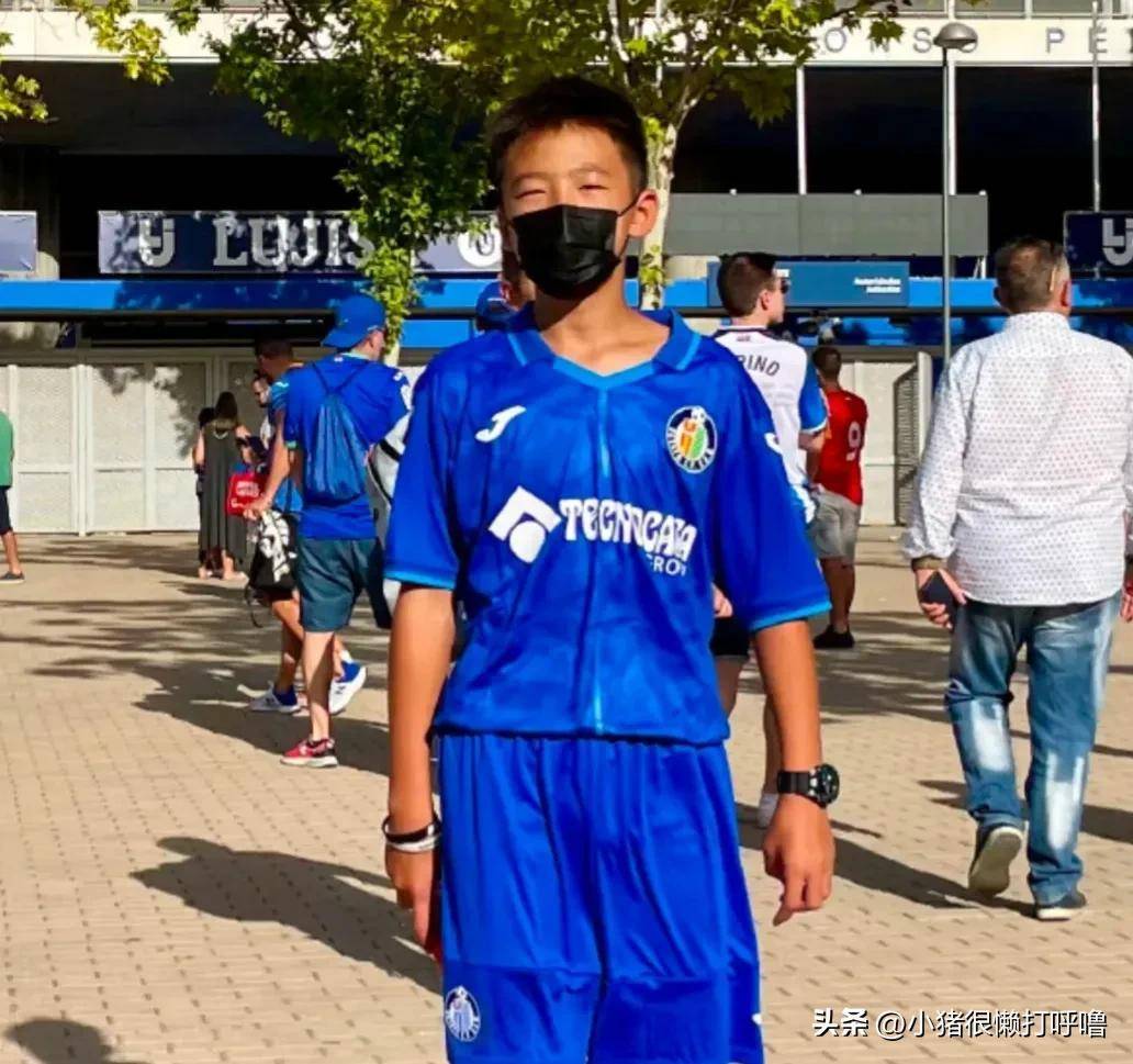 邝兆镭即将加盟西班牙人梯队,13岁以下中国球员留洋人数已达10人_联赛