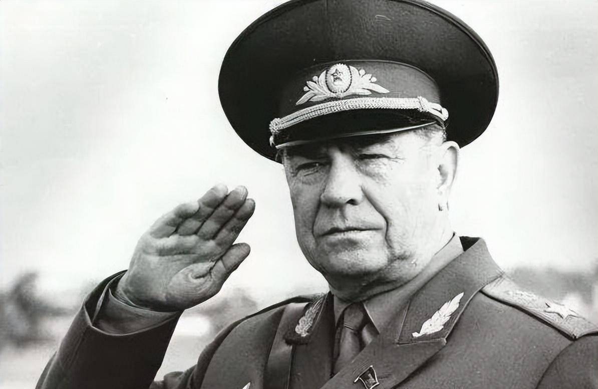 2020年苏联最后的元帅亚佐夫逝世,留遗言给普京我们应走中国道路_中苏