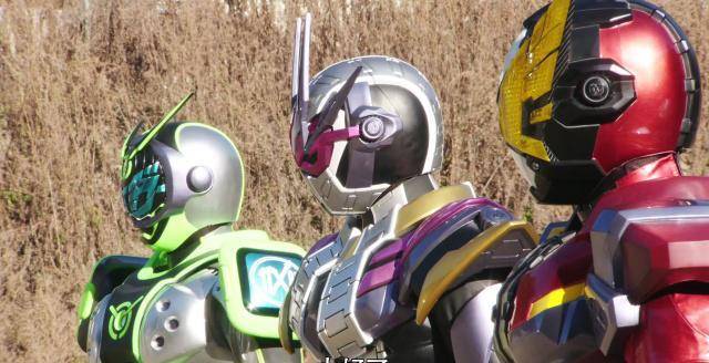 假面骑士:乌尔成为最强异类骑士,三名骑士才能一战,月读有危险_机械