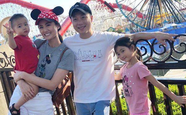 用7年等她长大,现在一家四口生活美满_李霄鹏_李小鹏_李安琪