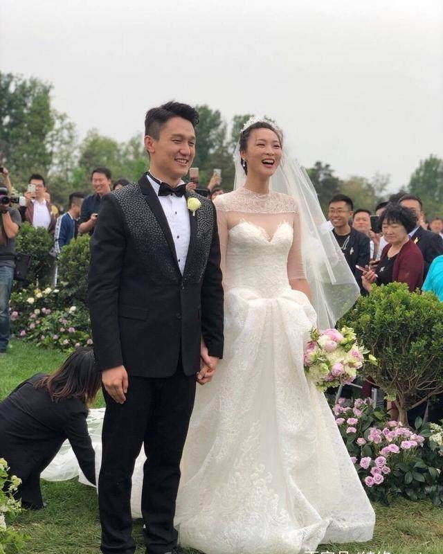 惠若琪结婚伴娘团图片