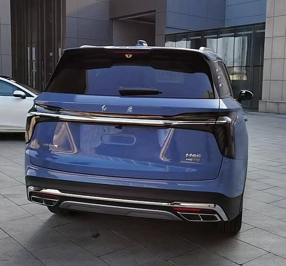 时尚前卫又大气,全新红旗hs6实拍图曝光_搜狐汽车_搜狐网