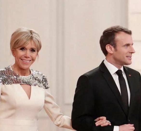 布丽吉特前夫傻得让人心疼,老婆带情敌回家,他却以为是女儿男友