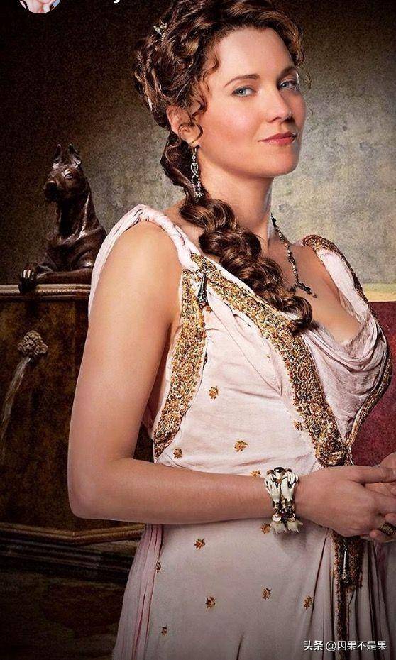 《斯巴达克斯》老板娘露迪娅的另外一部大尺度剧集推荐