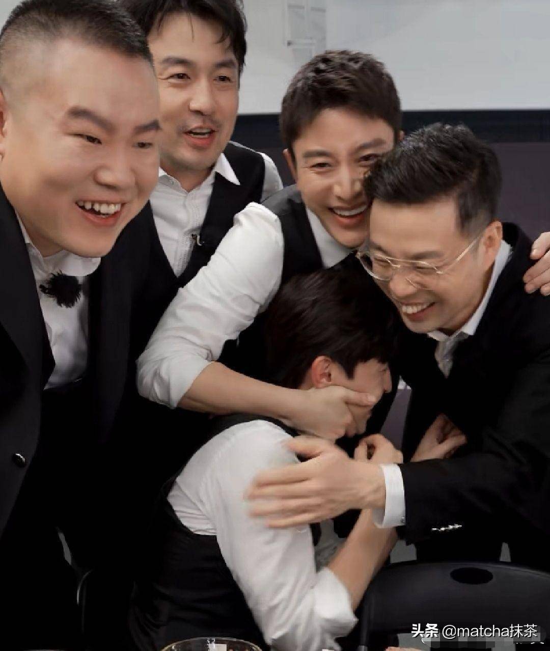 岳云鹏拼颜值,郭京飞拼辈分,极限男人帮变极限幼儿园_雷佳音_节目组