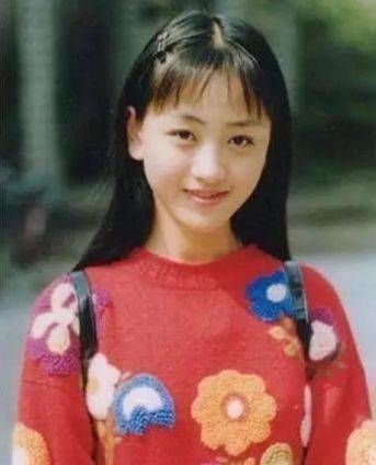 她是佟大为同学，15岁被谢晋选中，颁奖懒得去拍戏导演都找不到人