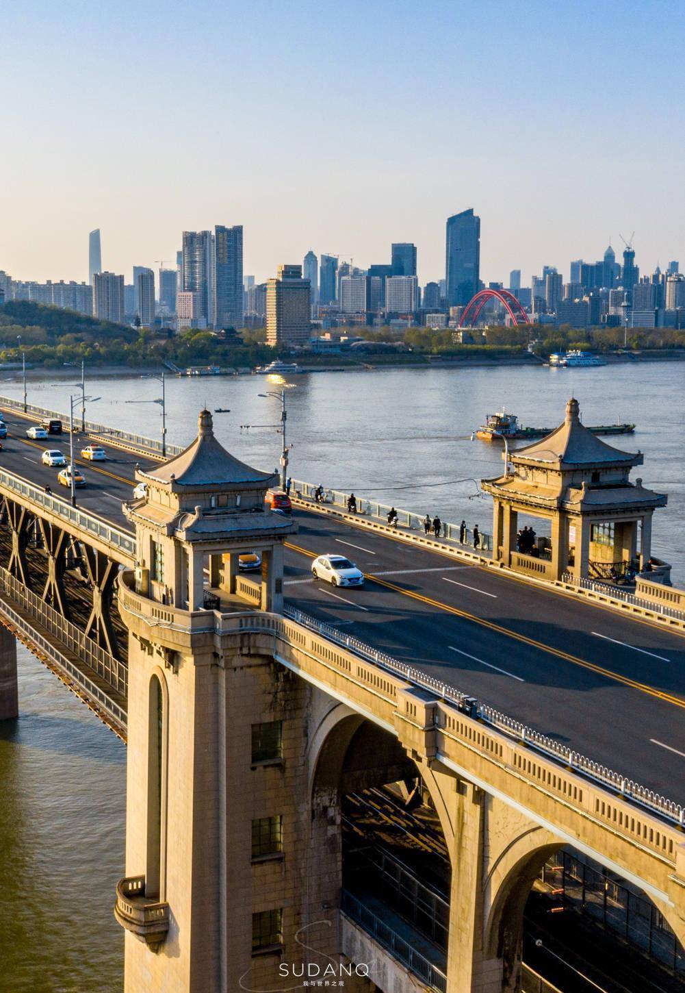 中国第一座长江大桥:武汉最壮阔的城市建筑_江城_桥梁建设_历史