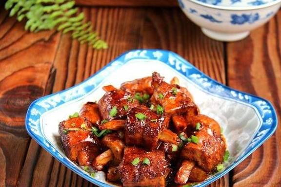 这道菜虽为全素的，但比肉还要好吃，酸酸甜甜多吃了也不怕长肉(图3)