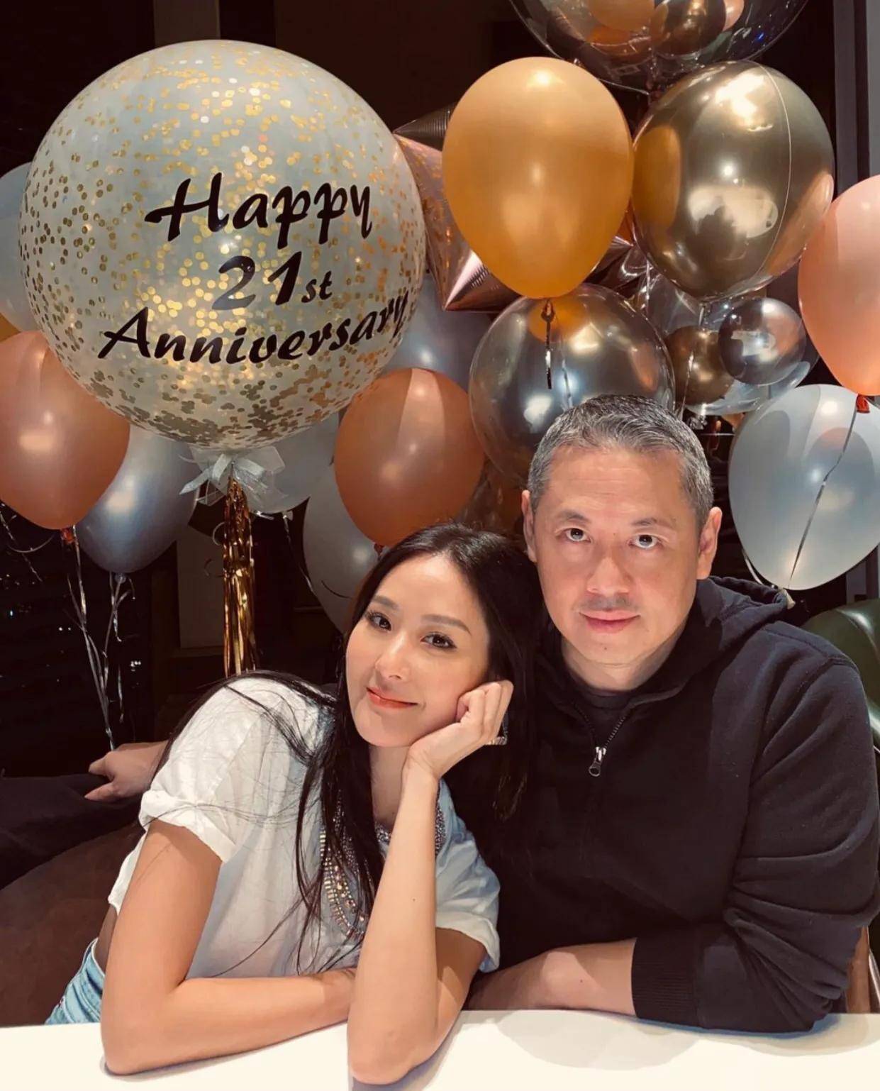 名媛孙芸芸女儿晒清纯自拍!